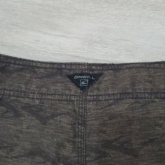 Oneill mens Swim trunks, size 30 - Picture 6 of 7